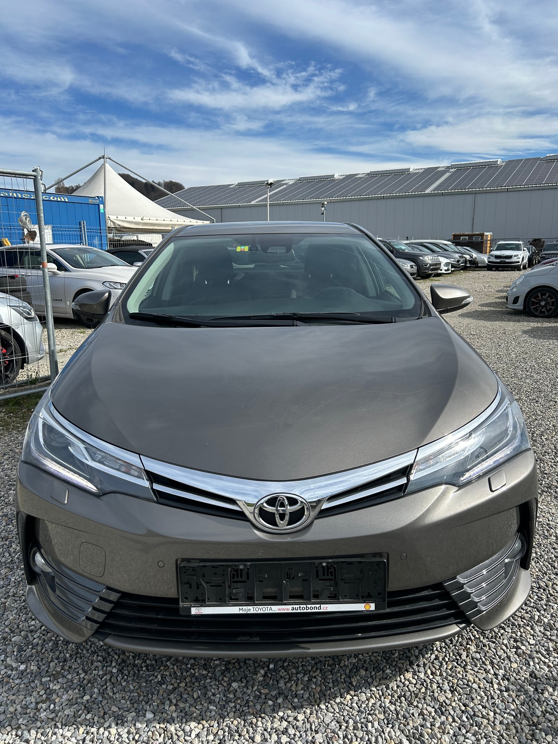 TOYOTA Corolla 1.6-image-1