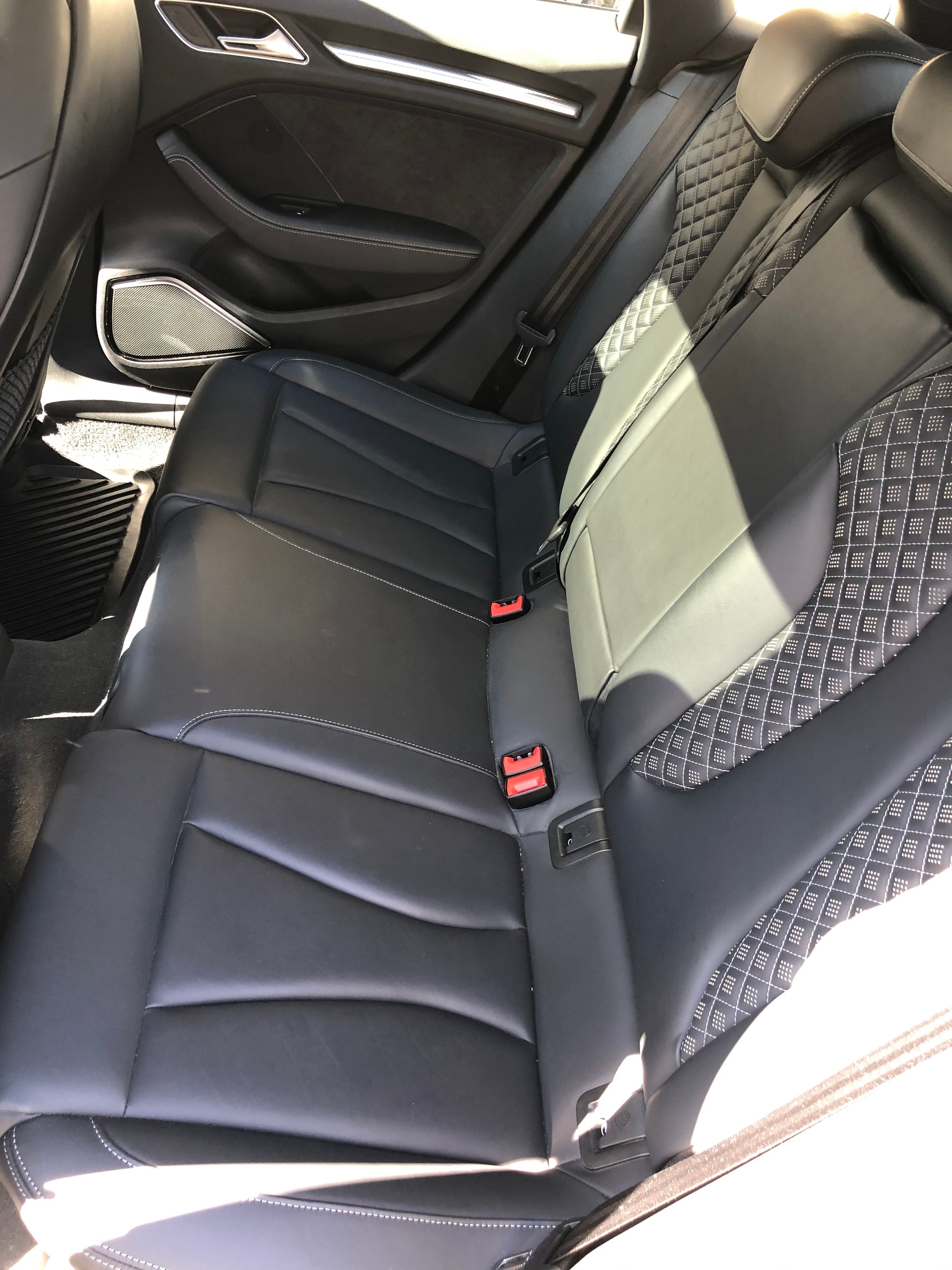 AUDI RS3 2.5 TSI quattro S-tronic-image-7