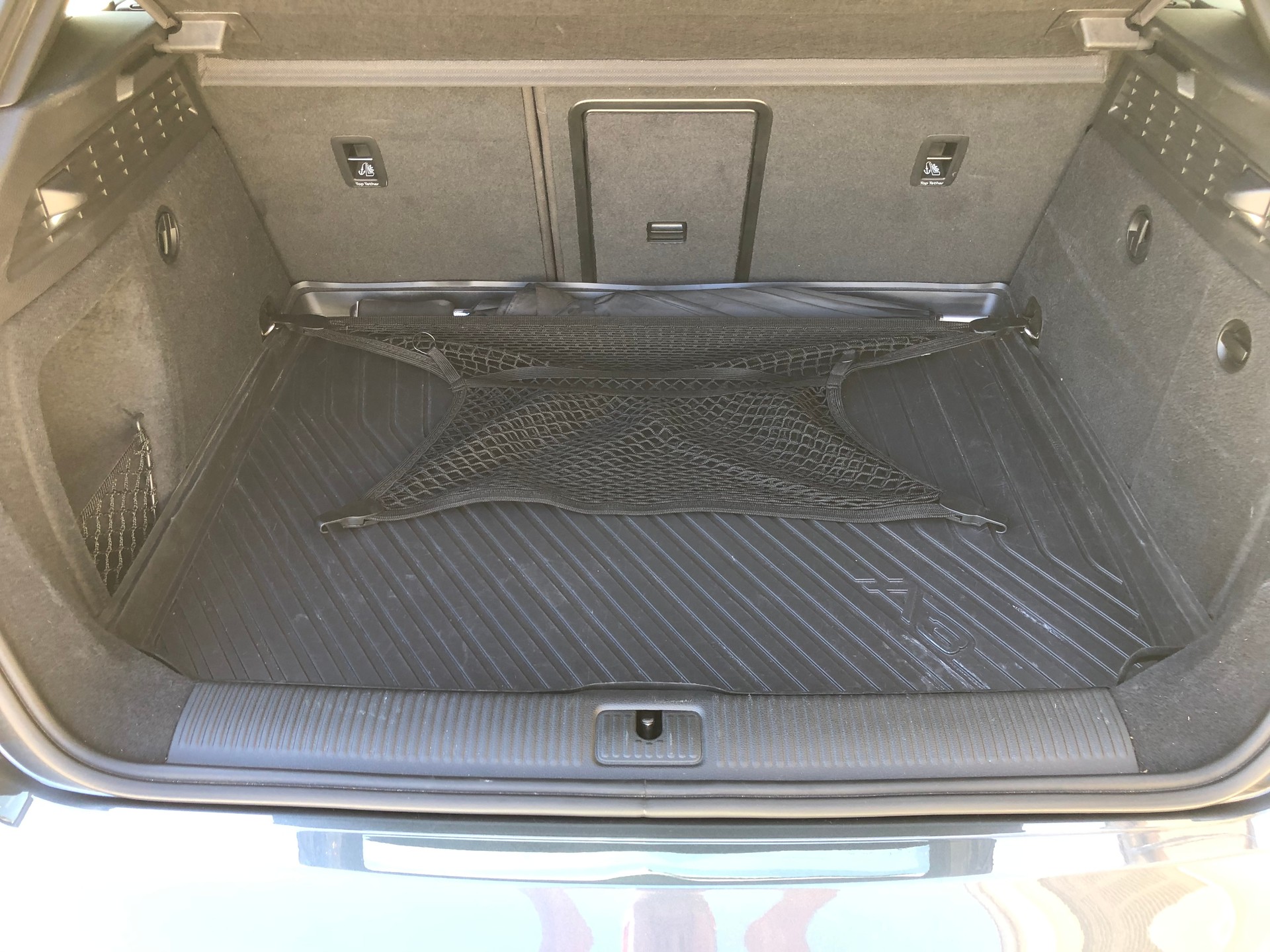 AUDI RS3 2.5 TSI quattro S-tronic-image-8