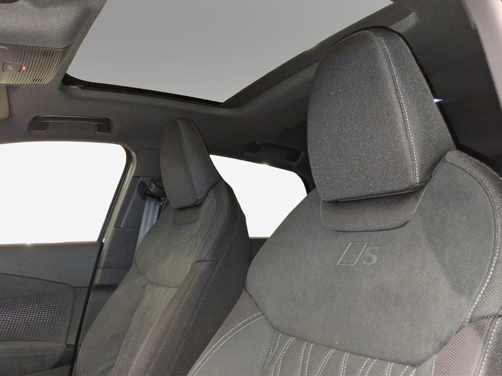 AUDI Q3 Sportback TFSI quattro 195 kW S tronic-image-14