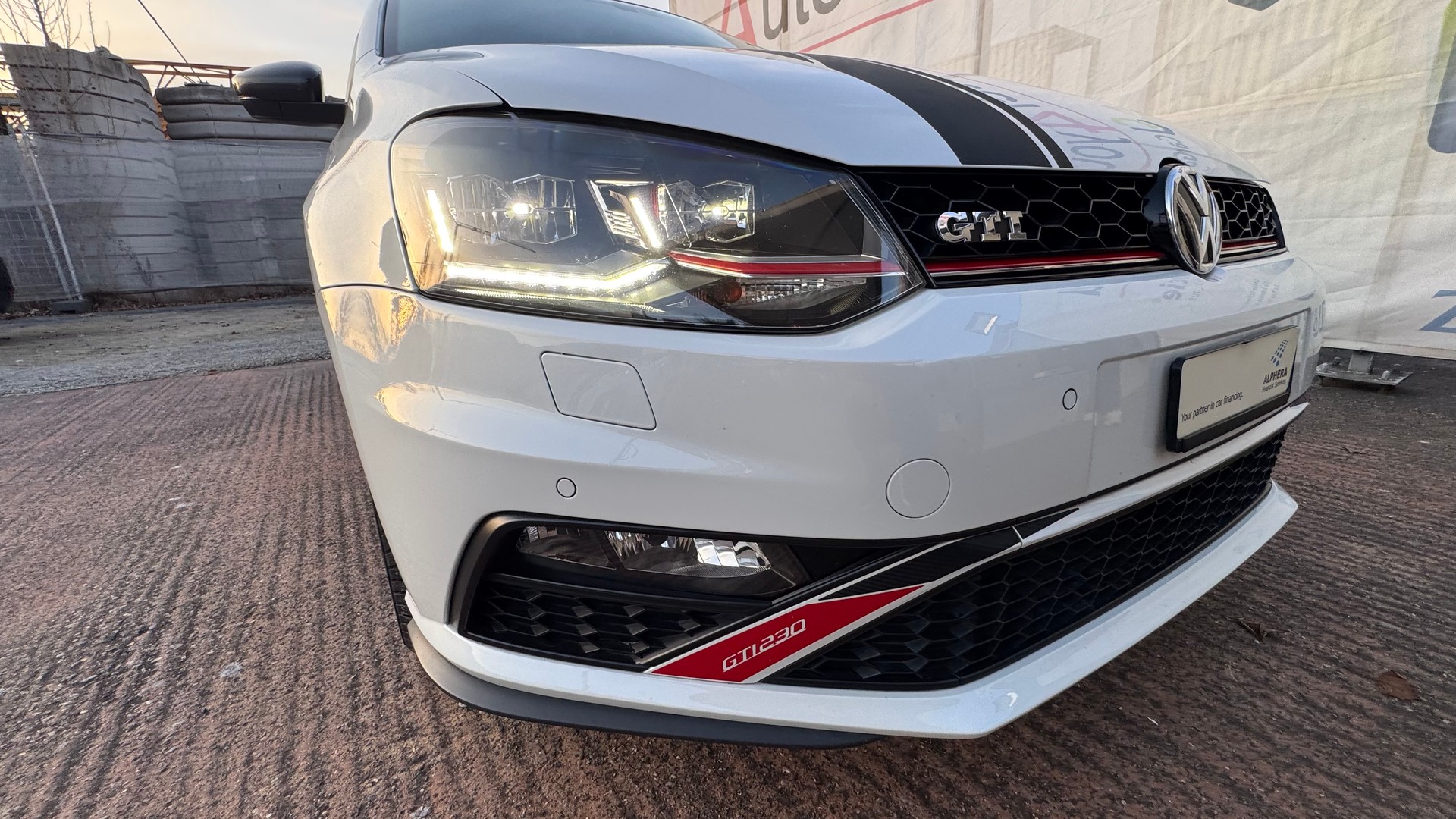 VW Polo 1.8 TSI GTI 230-image-21