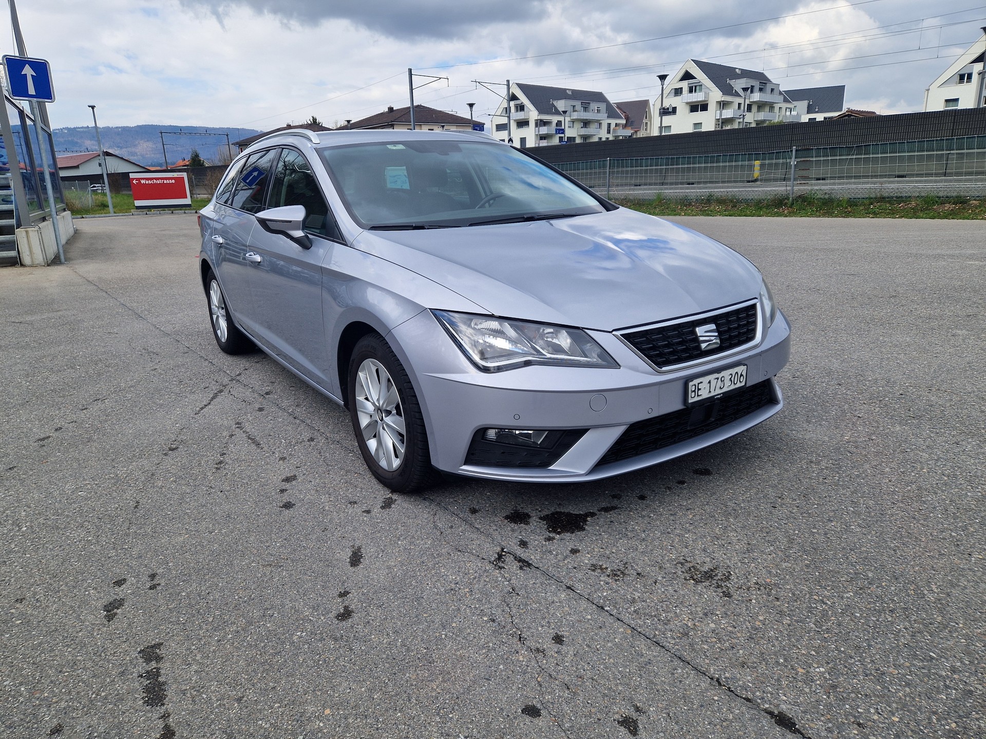 SEAT Leon ST 1.6 TDI CR Reference 4Drive-image-7