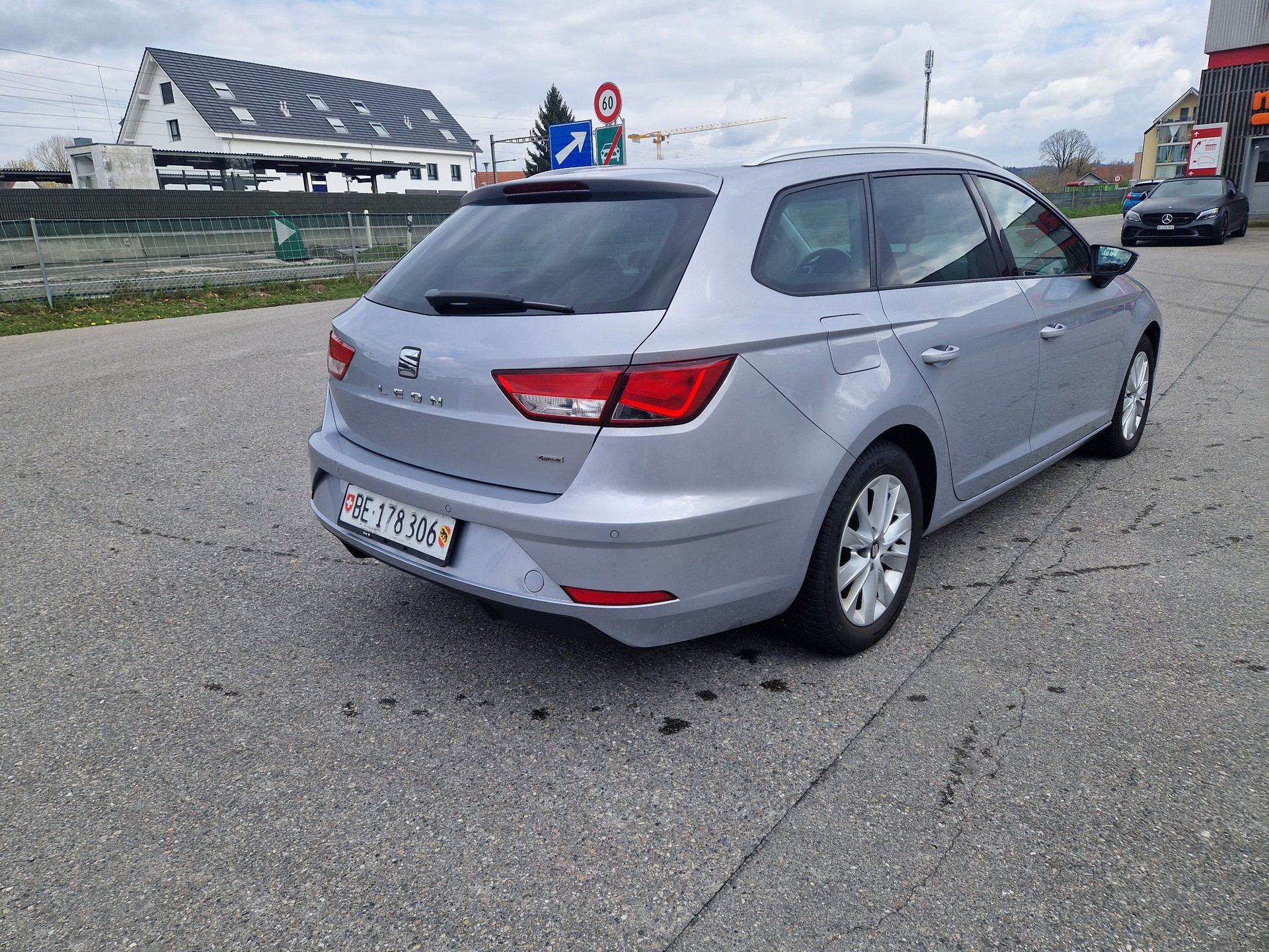 SEAT Leon ST 1.6 TDI CR Reference 4Drive-image-5