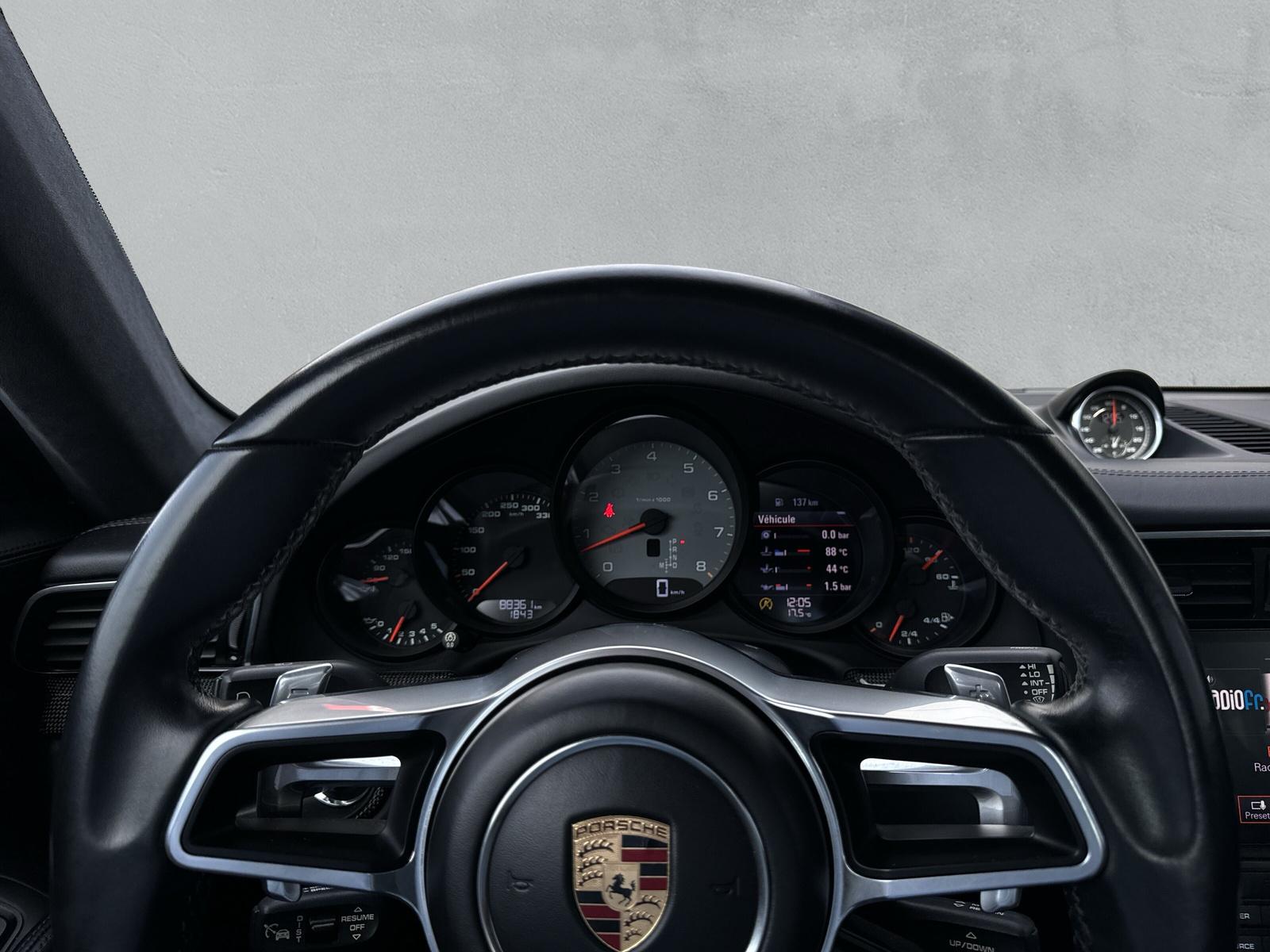 PORSCHE Carrera S 911 Coupé 3.0 (CH)-image-17