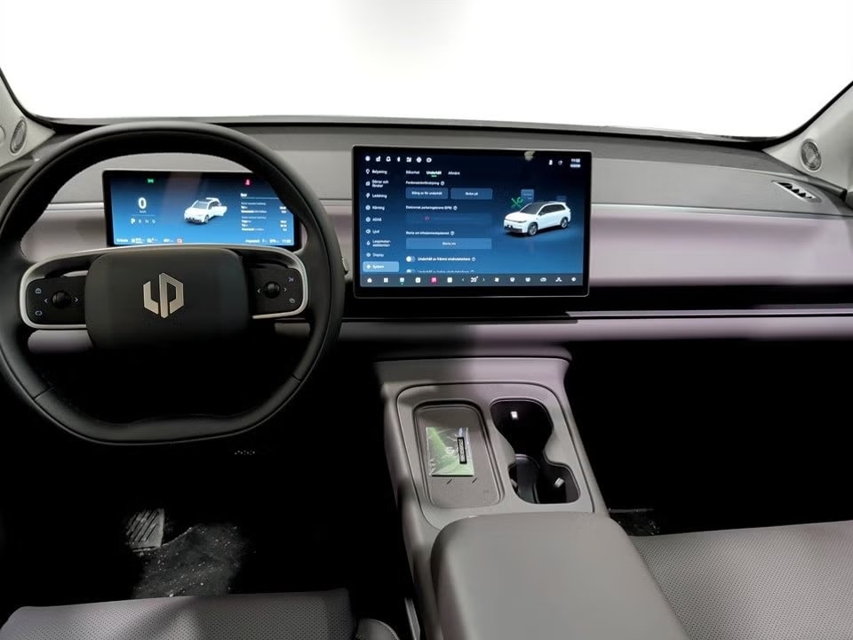 LEAPMOTOR C10 82kWh AWD ProMax Design 598hk AWD-image-5