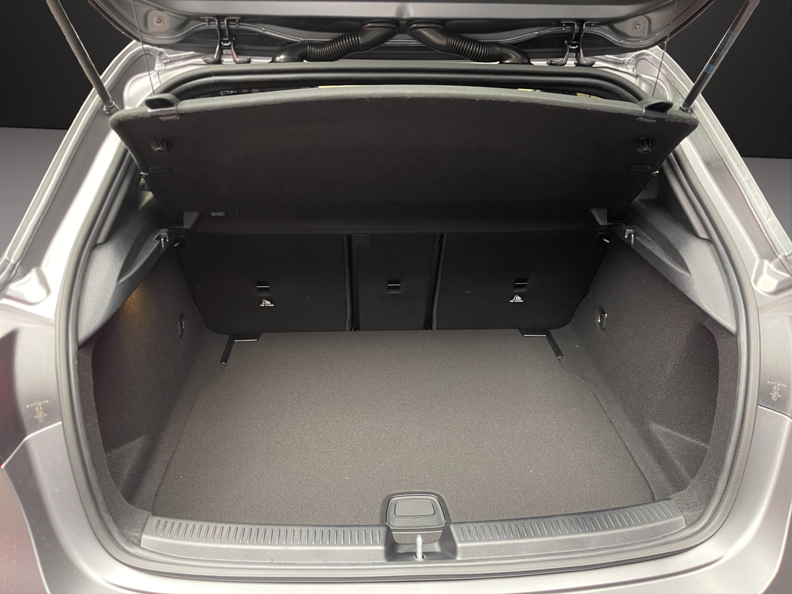 MERCEDES-BENZ AMG A 35 4MATIC Kompaktlimousine 8G-DCT-image-10