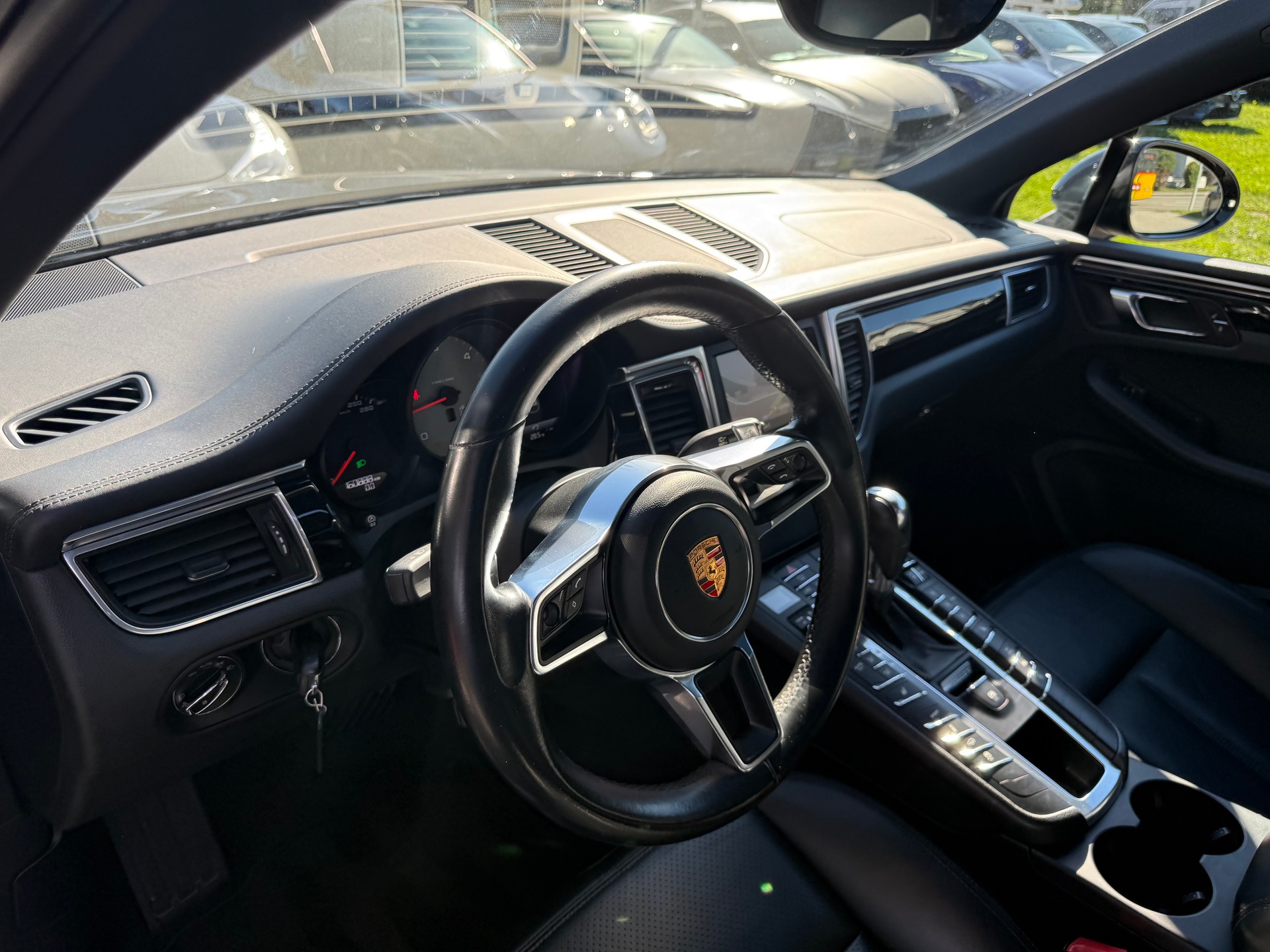 PORSCHE Macan S Diesel PDK-image-13