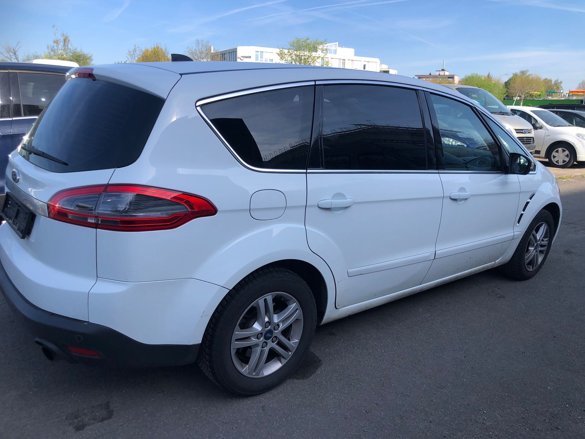 FORD S-Max 2.0 SCTi TitaniumS PowerShift-image-3