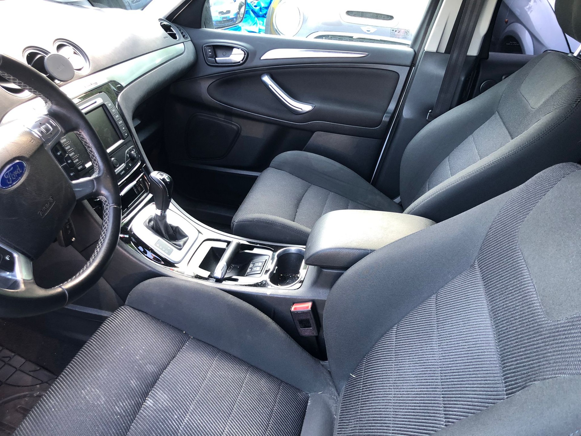 FORD S-Max 2.0 SCTi TitaniumS PowerShift-image-8