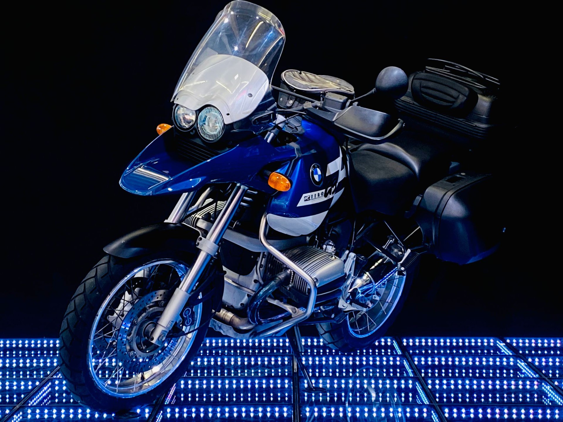 BMW R 1150 GS-showroom-element-1