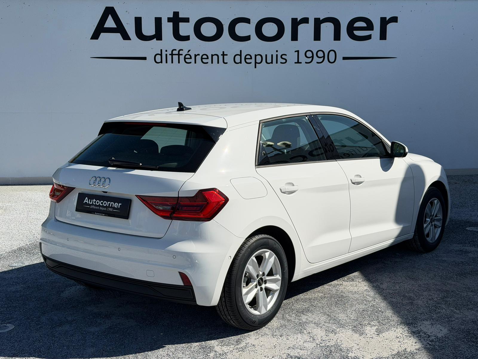 AUDI A1 Sportback 30 TFSI advanced Attraction S-tronic-image-4