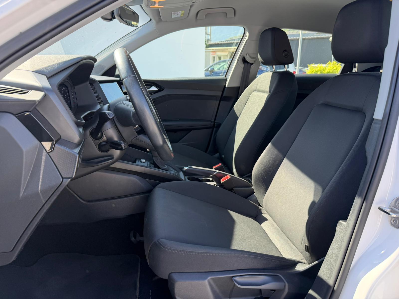 AUDI A1 Sportback 30 TFSI advanced Attraction S-tronic-image-11
