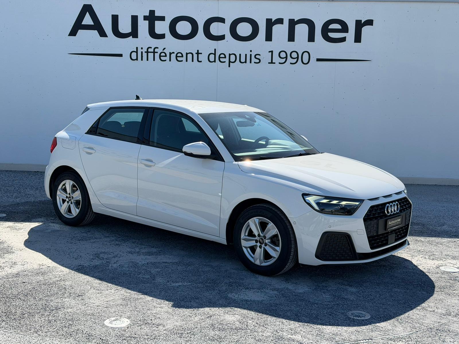 AUDI A1 Sportback 30 TFSI advanced Attraction S-tronic-image-2