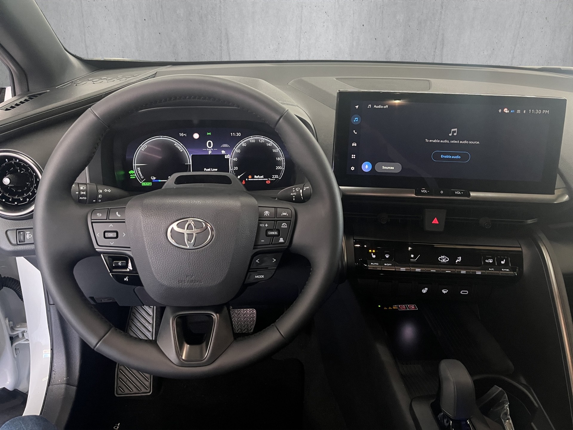 TOYOTA C-HR 2.0 PHEV Swiss Edition-image-9
