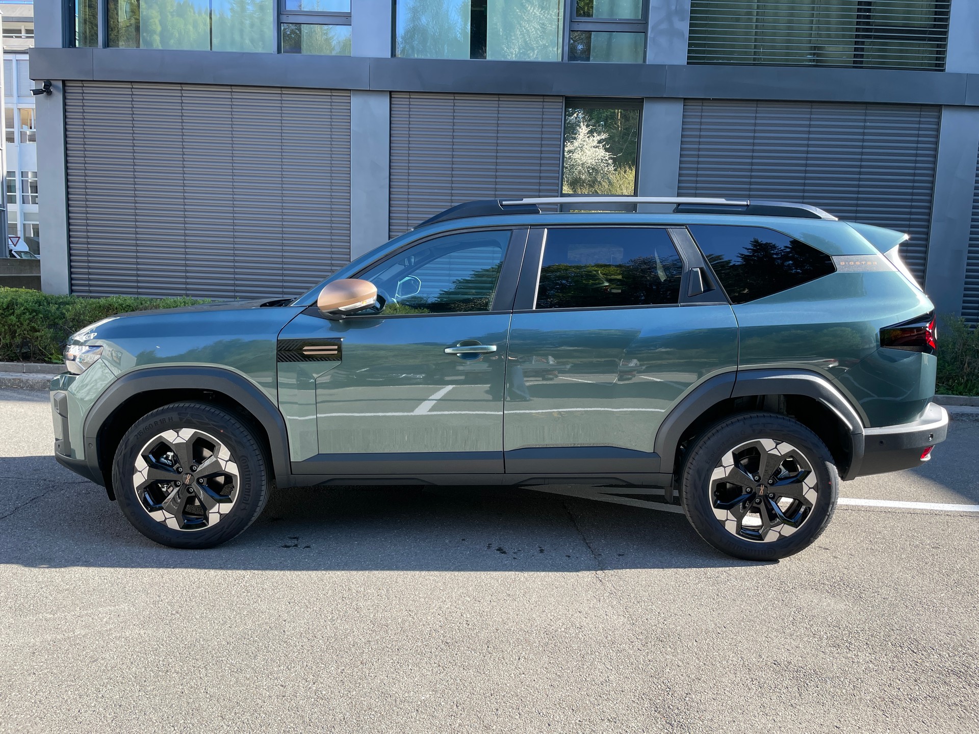 DACIA Bigster TCe 140 48V Extreme-image-1