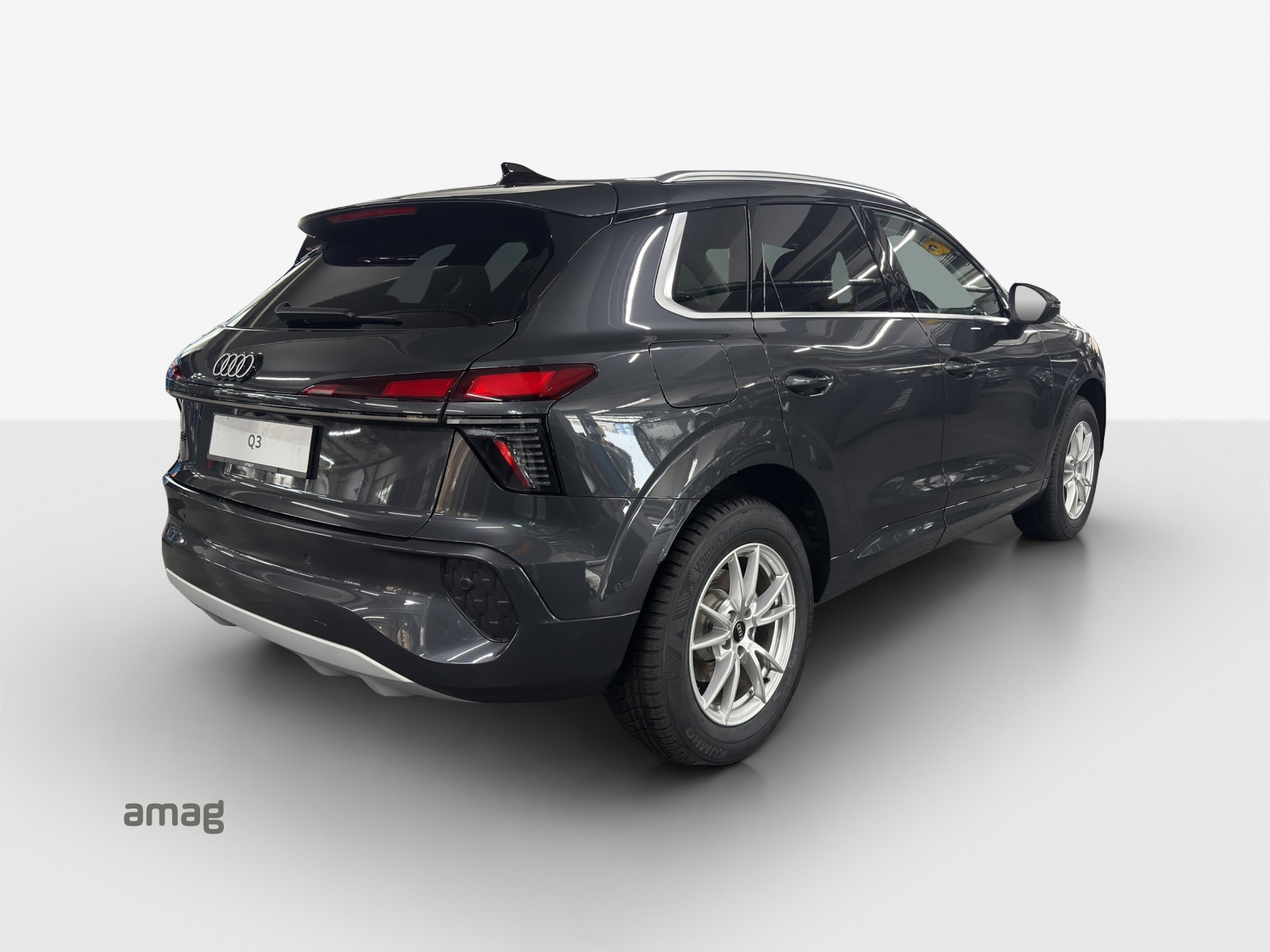AUDI Q3 SUV 110 kW TFSI S tronic-image-4