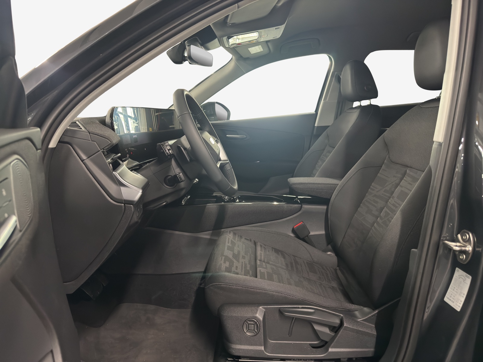 AUDI Q3 SUV 110 kW TFSI S tronic-image-7