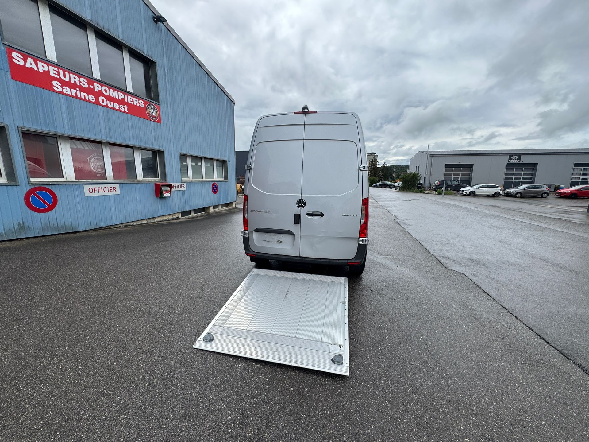 MERCEDES-BENZ Sprinter 314 CDI Standard 9G-TRONIC FWD-image-7