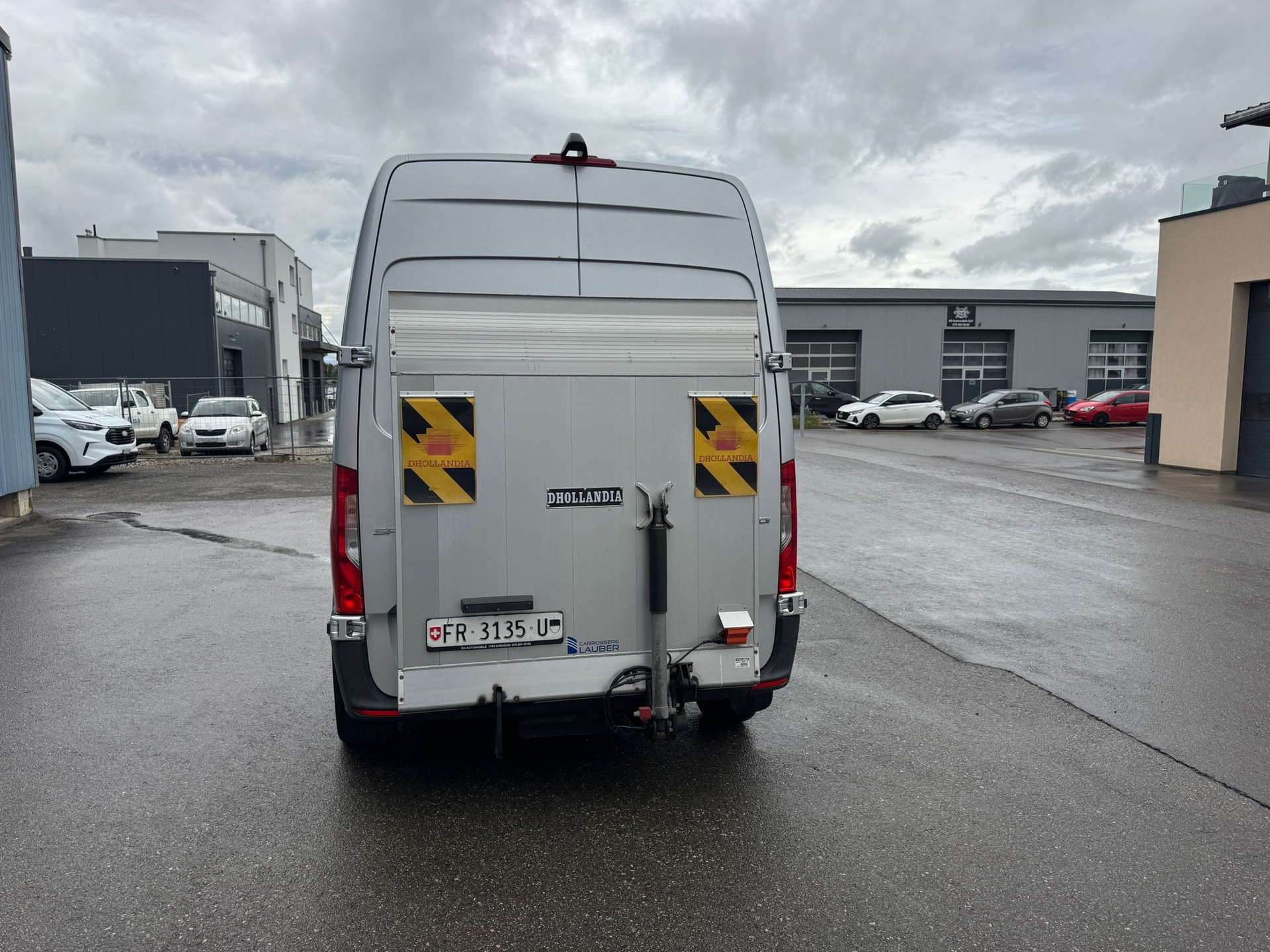 MERCEDES-BENZ Sprinter 314 CDI Standard 9G-TRONIC FWD-image-4