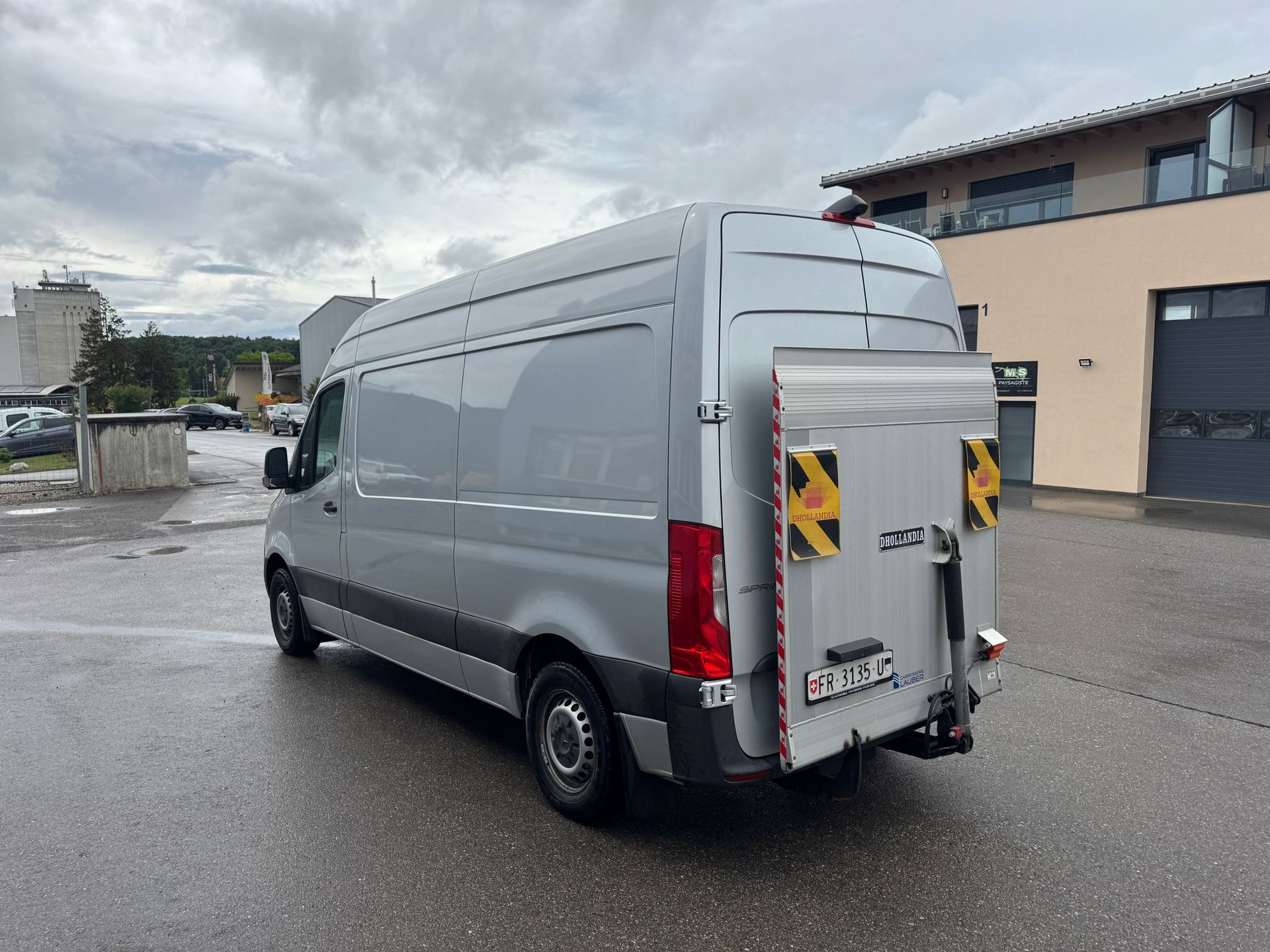 MERCEDES-BENZ Sprinter 314 CDI Standard 9G-TRONIC FWD-image-5