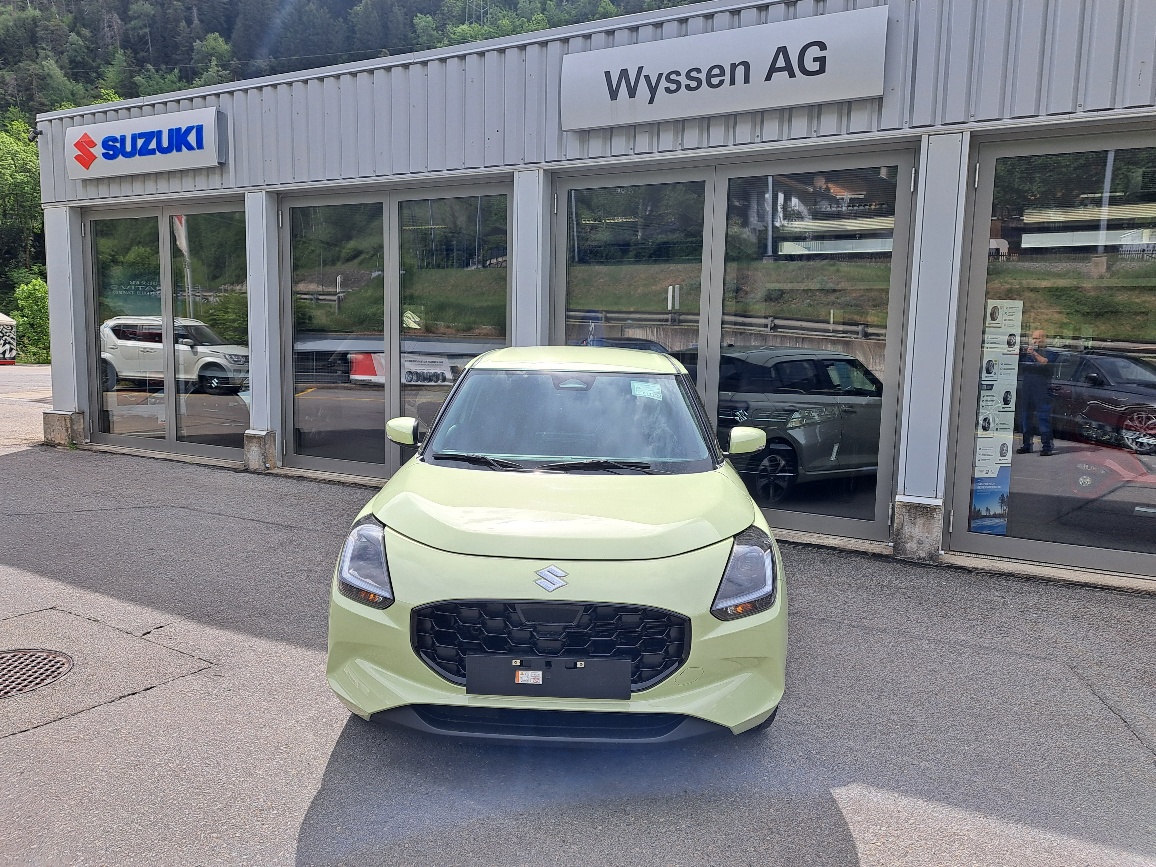 SUZUKI Swift 1.2 Sakura Top Hybrid 4x4-image-1
