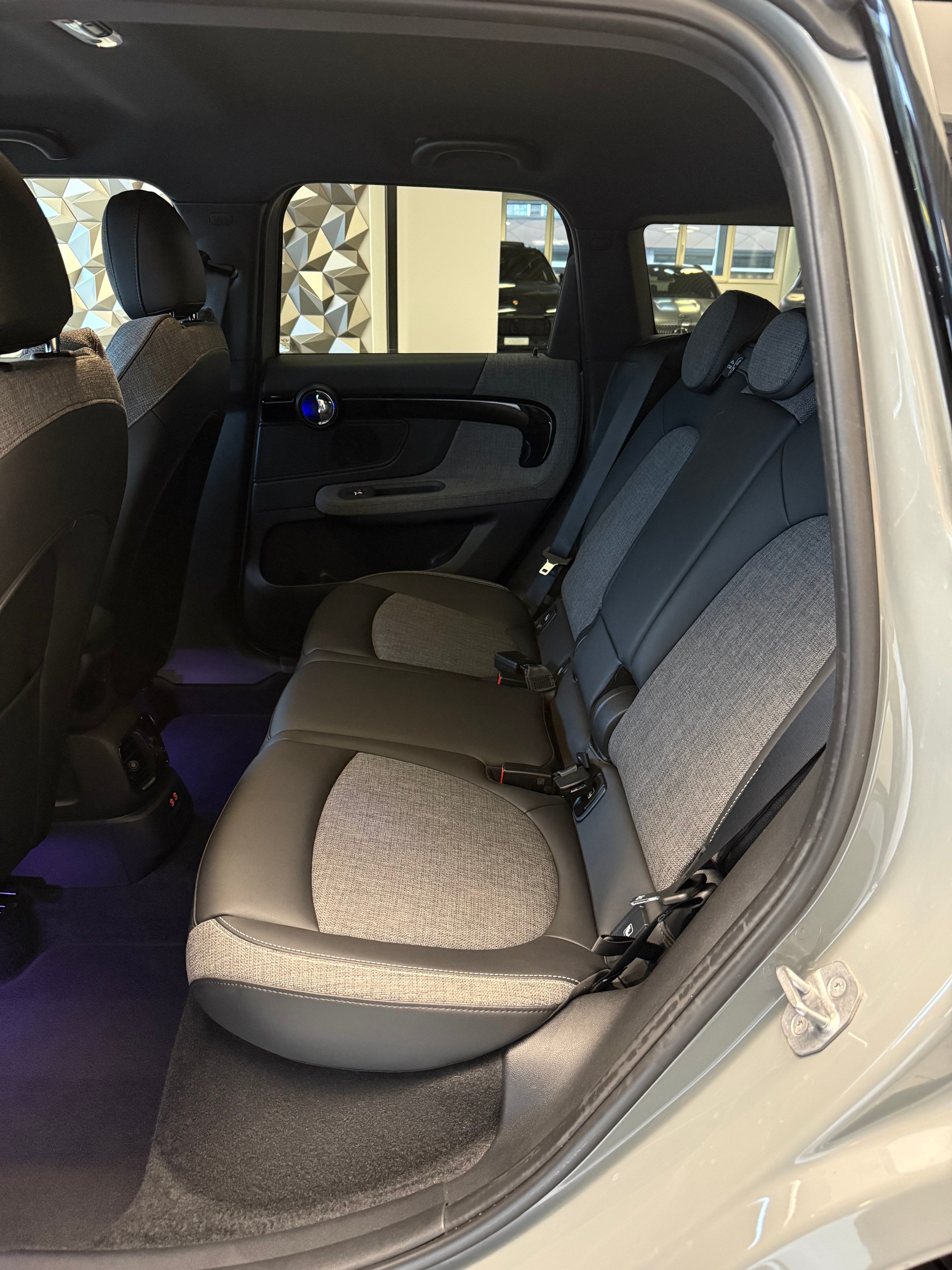 MINI Countryman Cooper SE ALL4 PHEV Steptronic-image-7