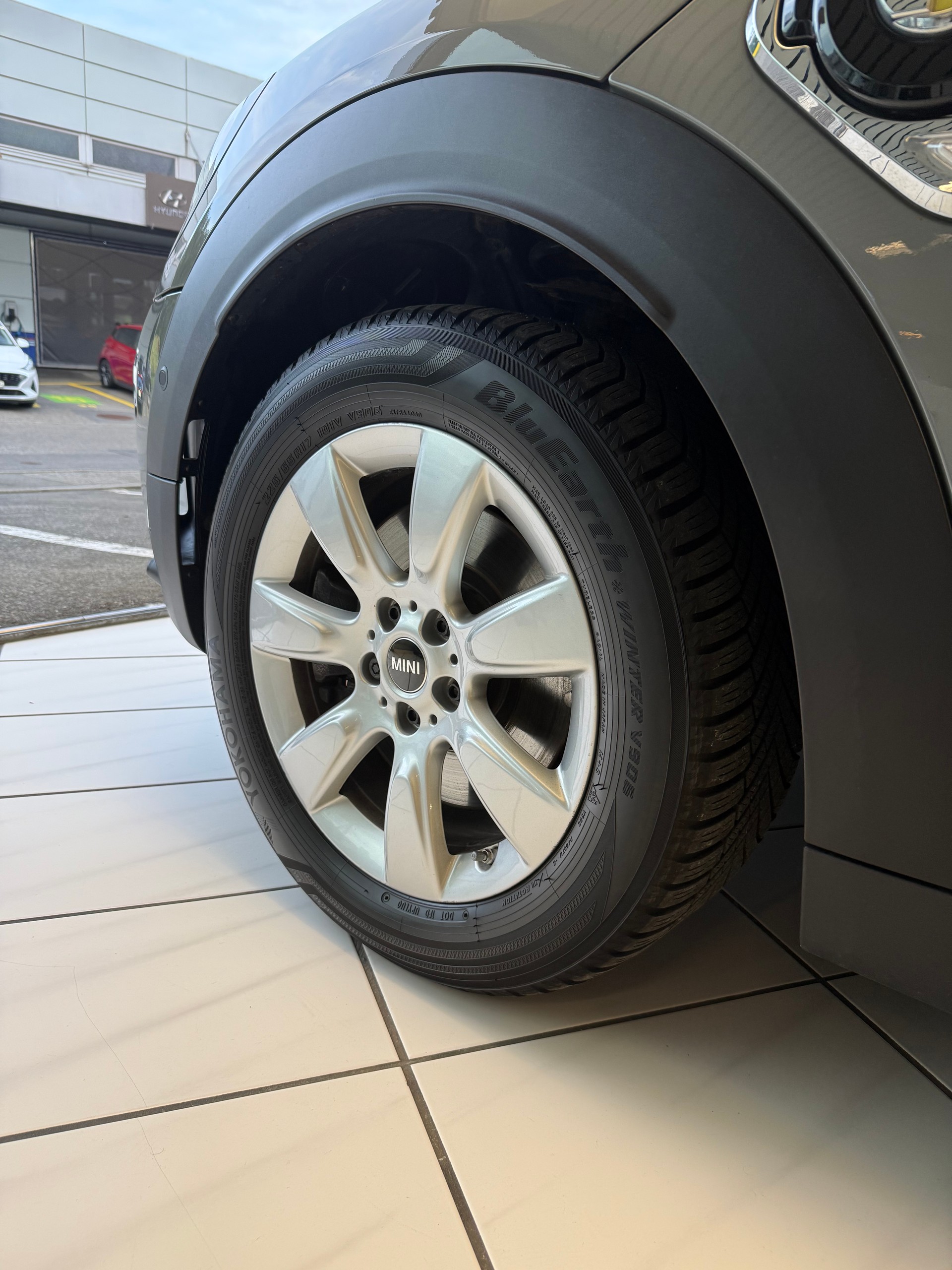 MINI Countryman Cooper SE ALL4 PHEV Steptronic-image-23