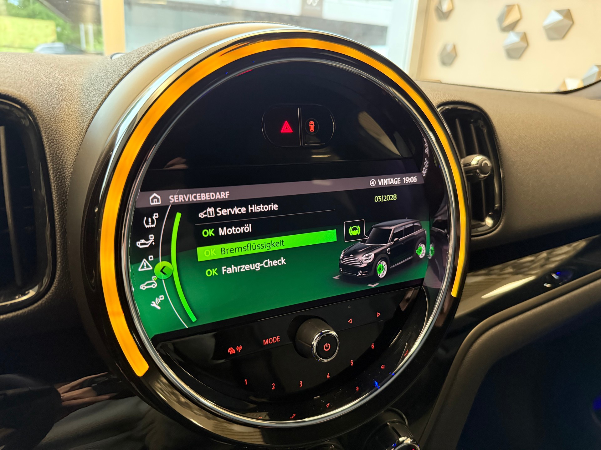 MINI Countryman Cooper SE ALL4 PHEV Steptronic-image-18