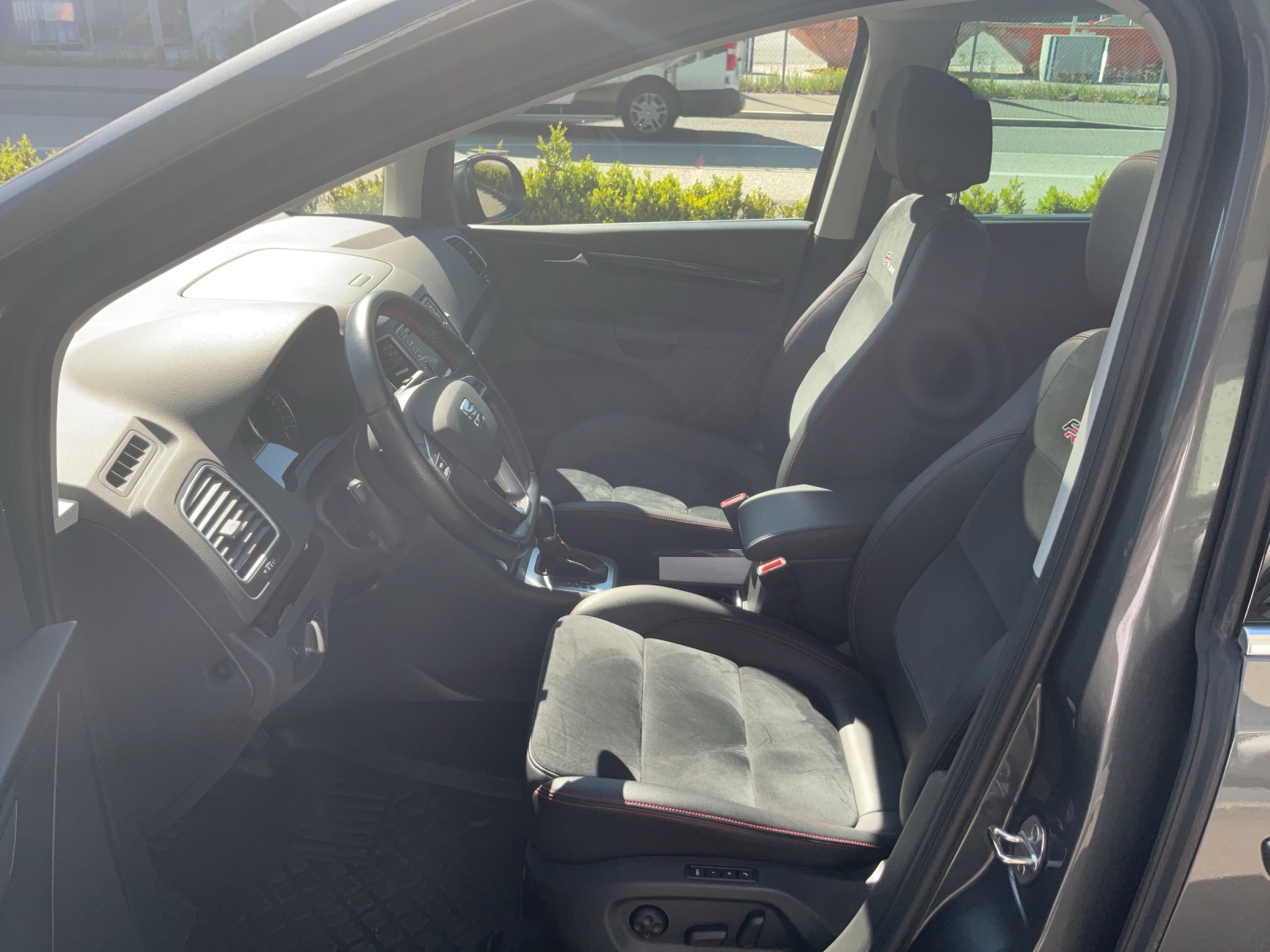 SEAT Alhambra 1.4 TSI DSG Hola FR-image-5