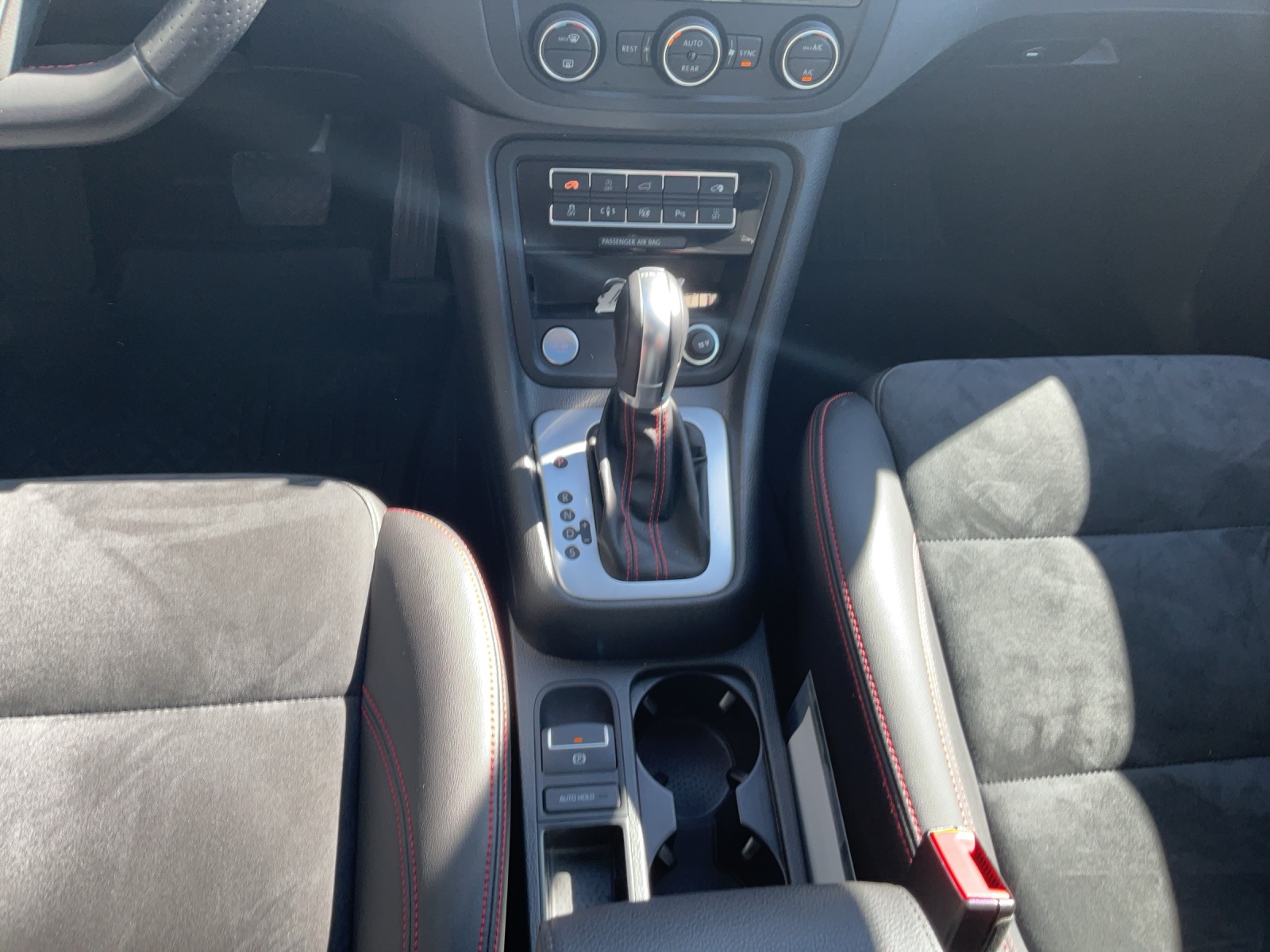 SEAT Alhambra 1.4 TSI DSG Hola FR-image-12