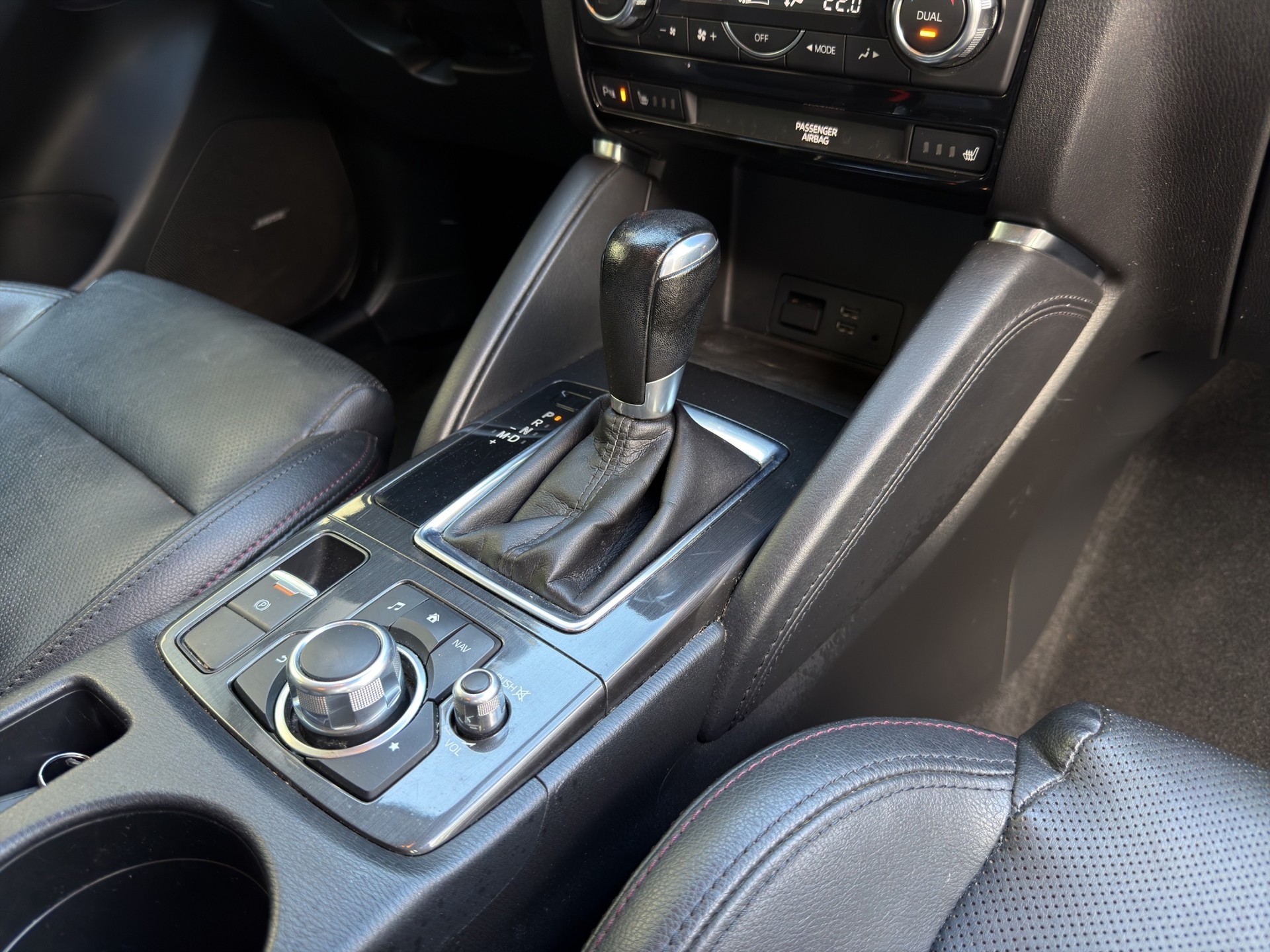 MAZDA CX-5 2.2 D HP Revolution AWD Automatic-image-16