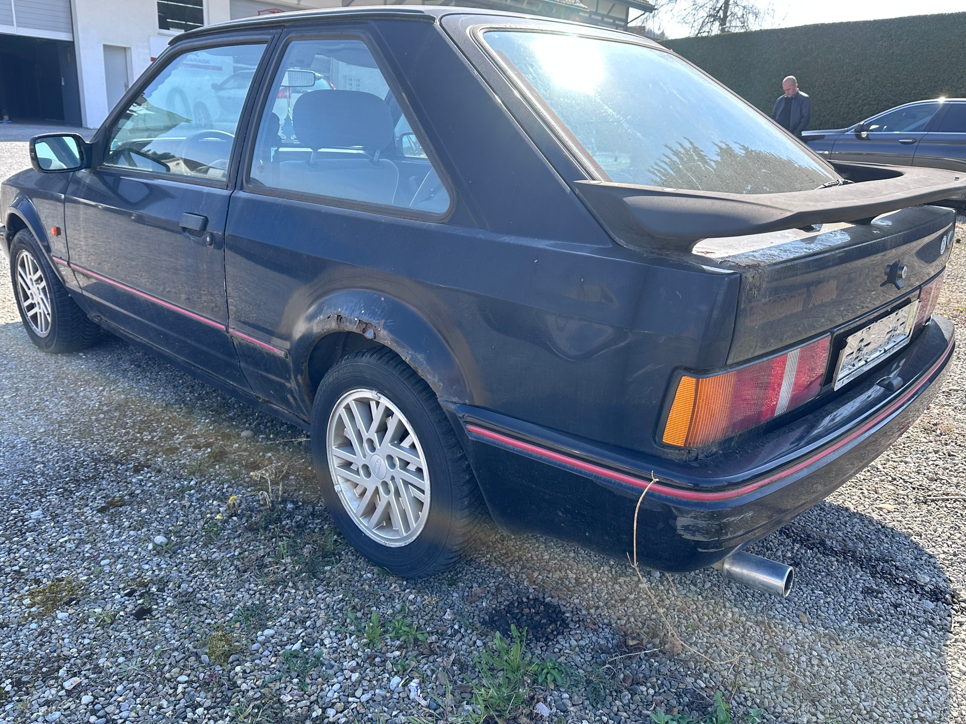 FORD Escort 1600 XR3i-image-2