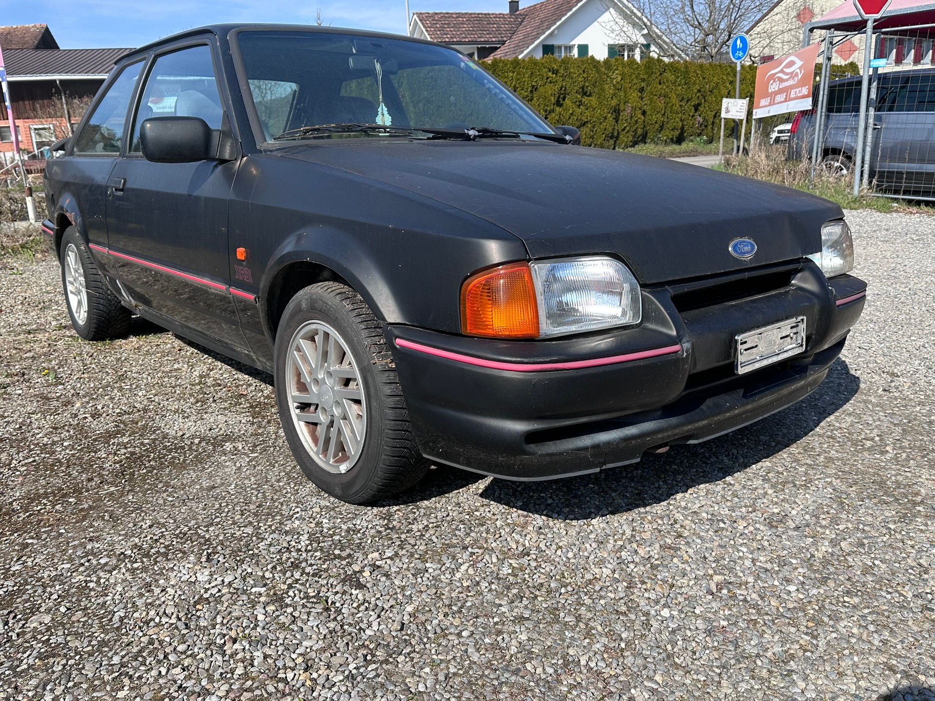 FORD Escort 1600 XR3i-image-1