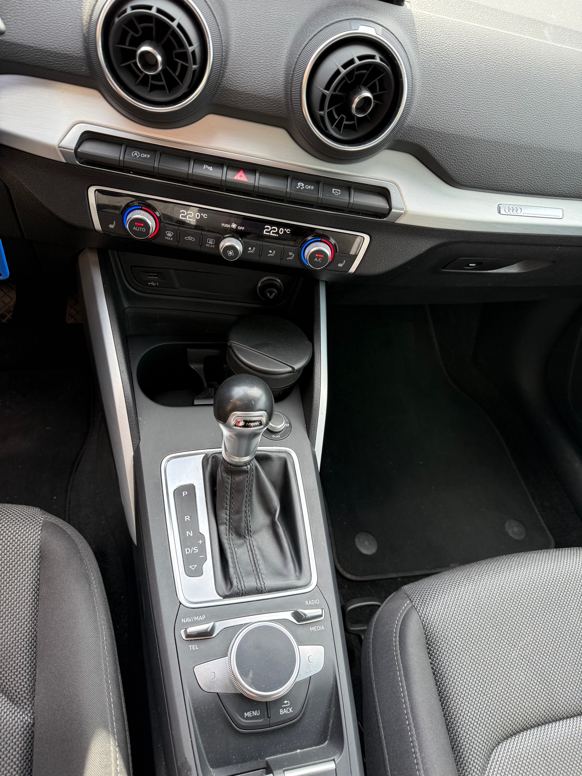 AUDI Q2 30 TDI S-tronic-image-8