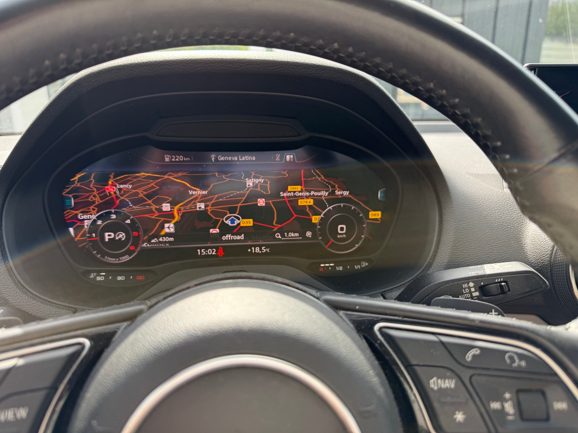 AUDI Q2 30 TDI S-tronic-image-11