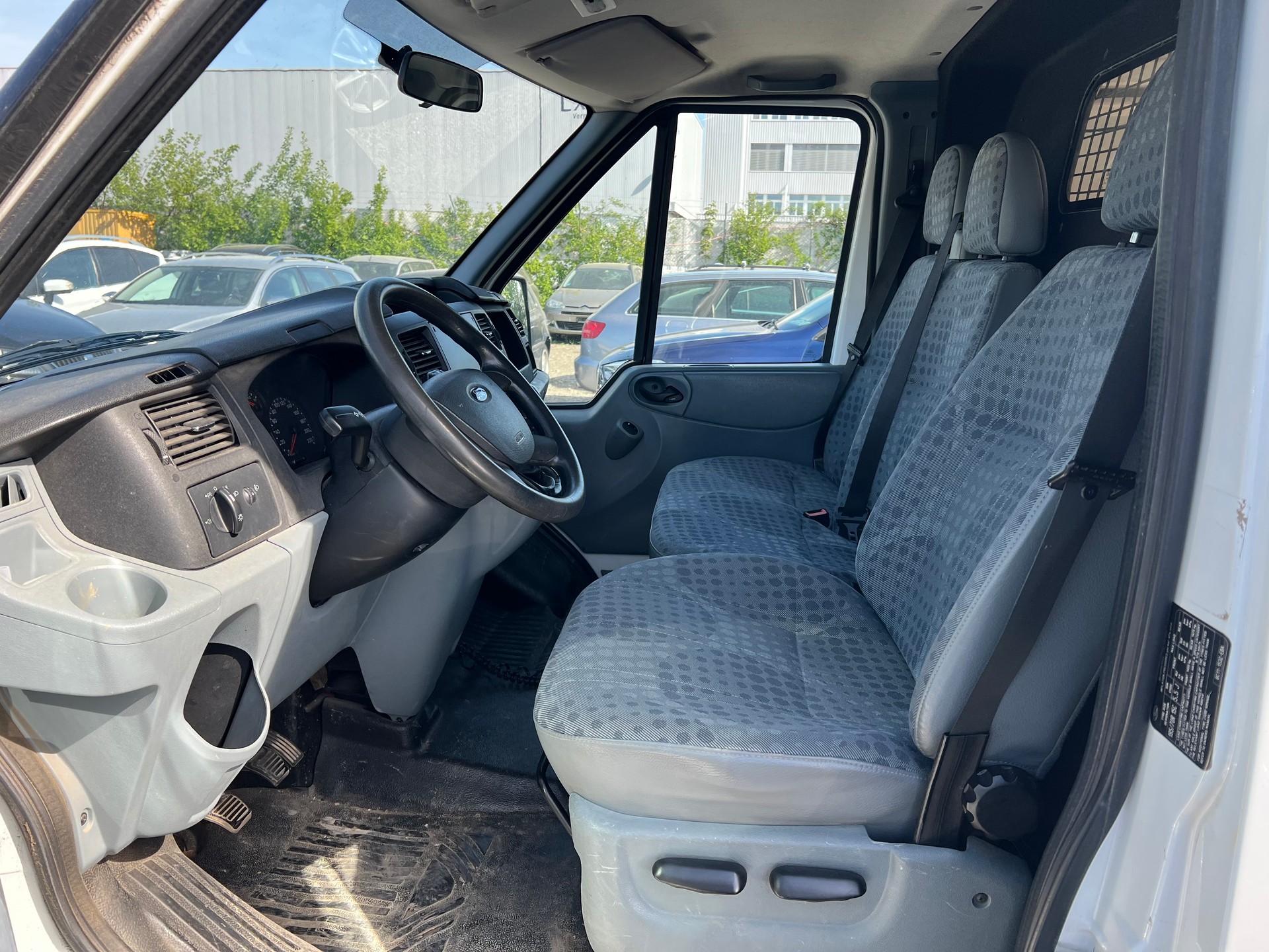 FORD 260 S TDI TRANSIT-image-12