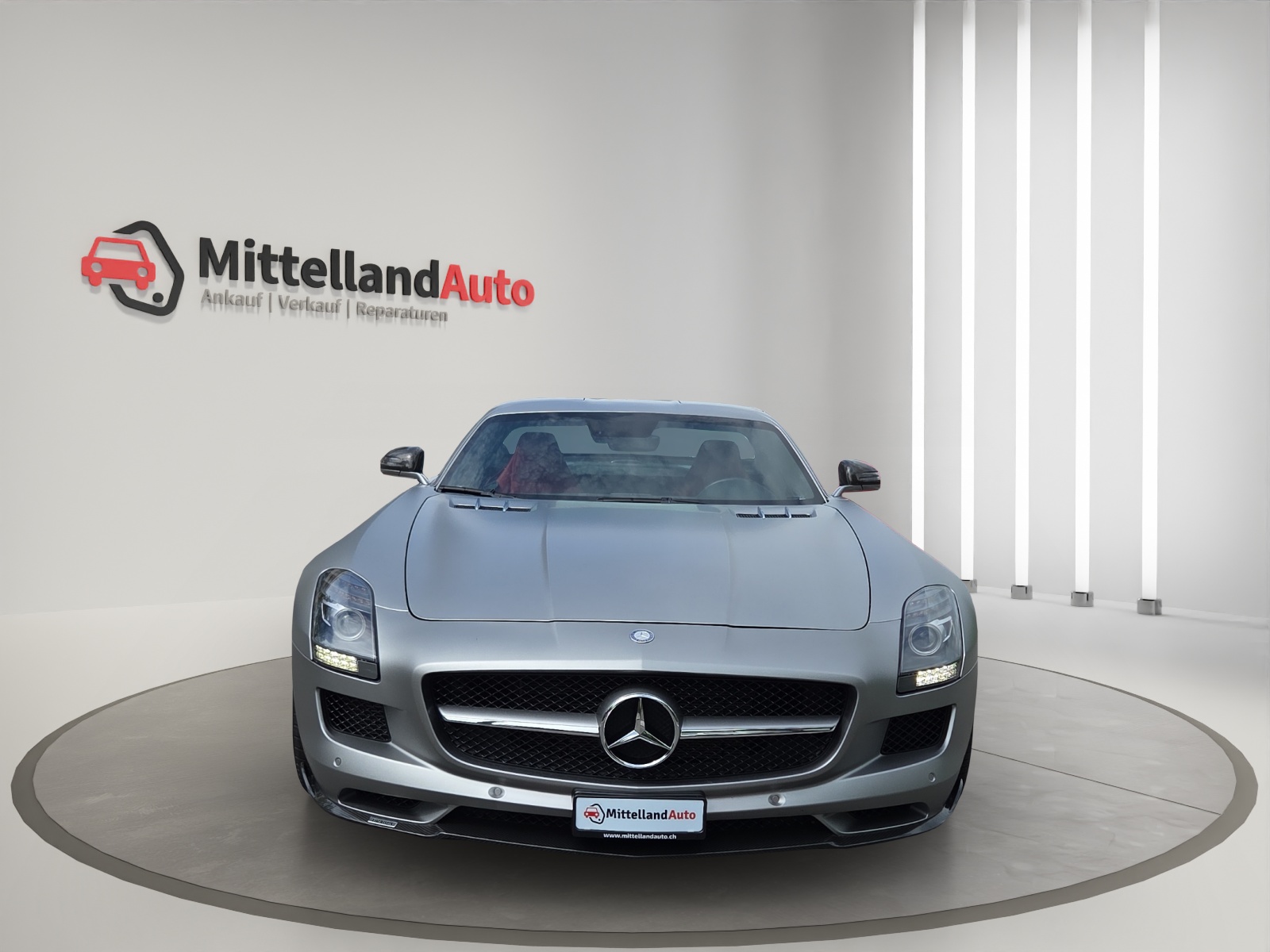 MERCEDES-BENZ SLS 63 AMG Speedshift-showroom-element-1