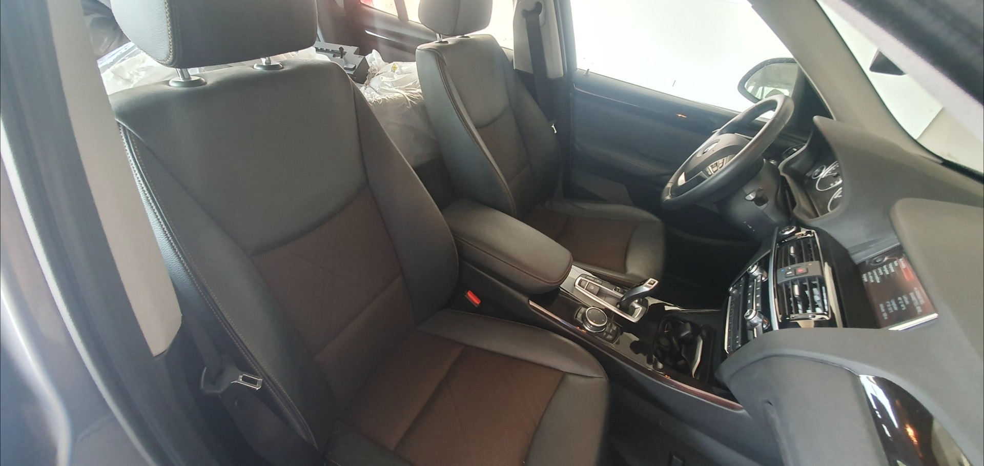 BMW X3 xDrive 28i xLine Steptronic-image-9