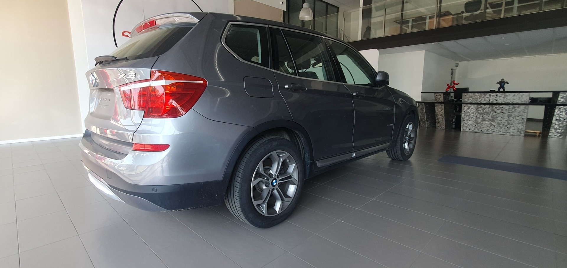 BMW X3 xDrive 28i xLine Steptronic-image-2