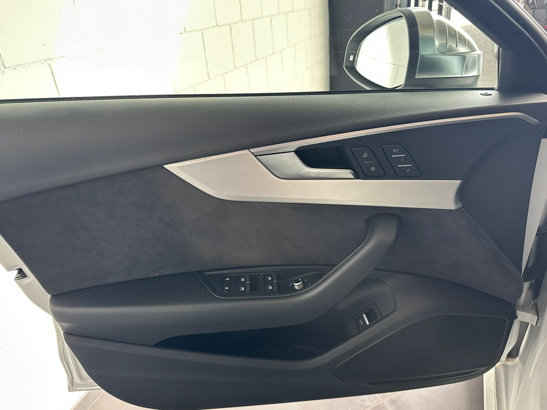 AUDI S4 Avant 3.0 TFSI quattro tiptronic-image-18