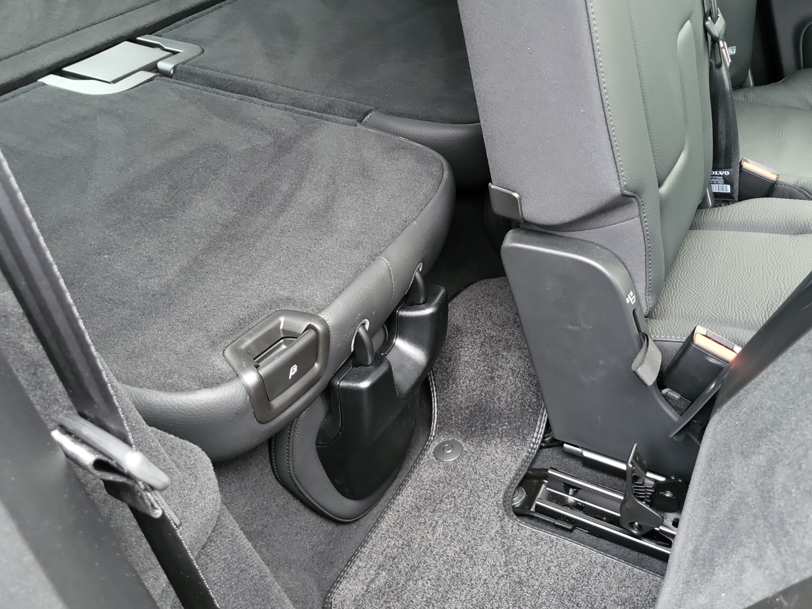 VOLVO XC90 2.0 T8 TE Xcentric 7P. eAWD-image-17