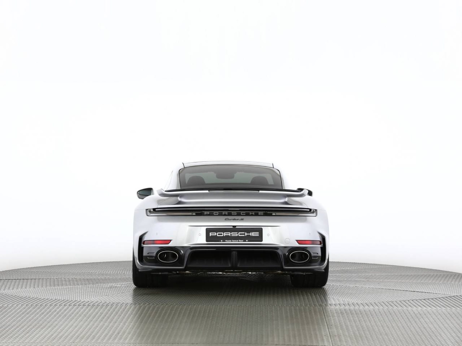 PORSCHE 911 Turbo S-image-18