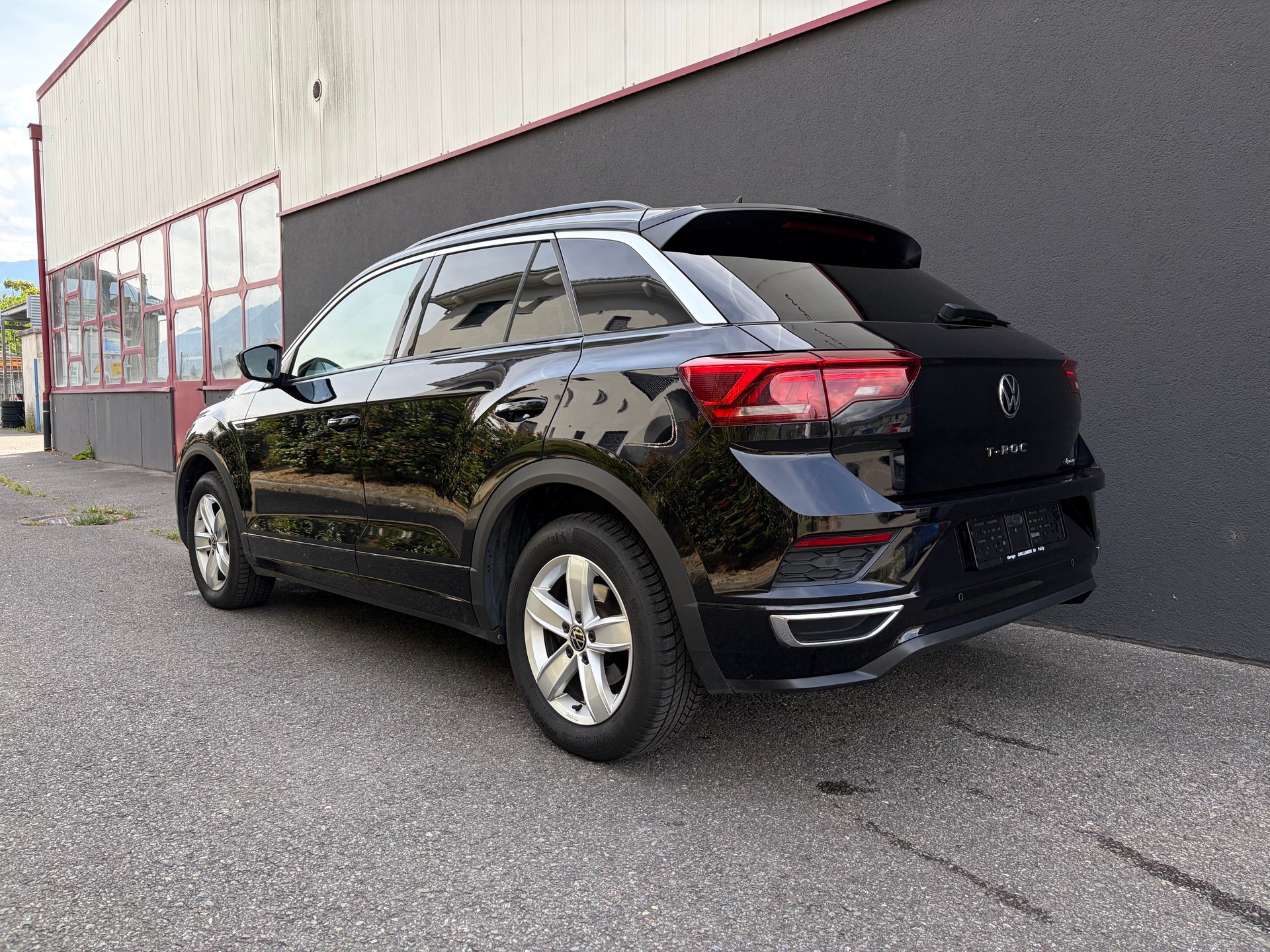 VW T-Roc 2.0 TSI Sport DSG 4Motion-image-4