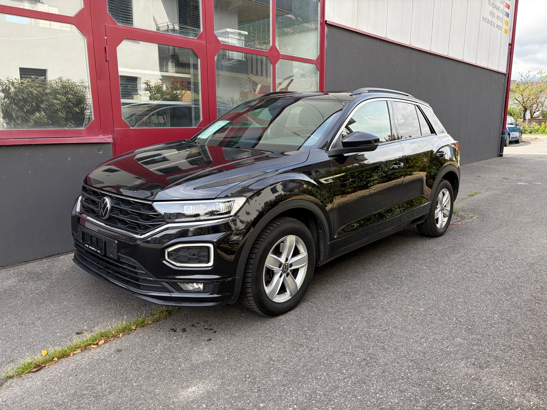 VW T-Roc 2.0 TSI Sport DSG 4Motion-image-3