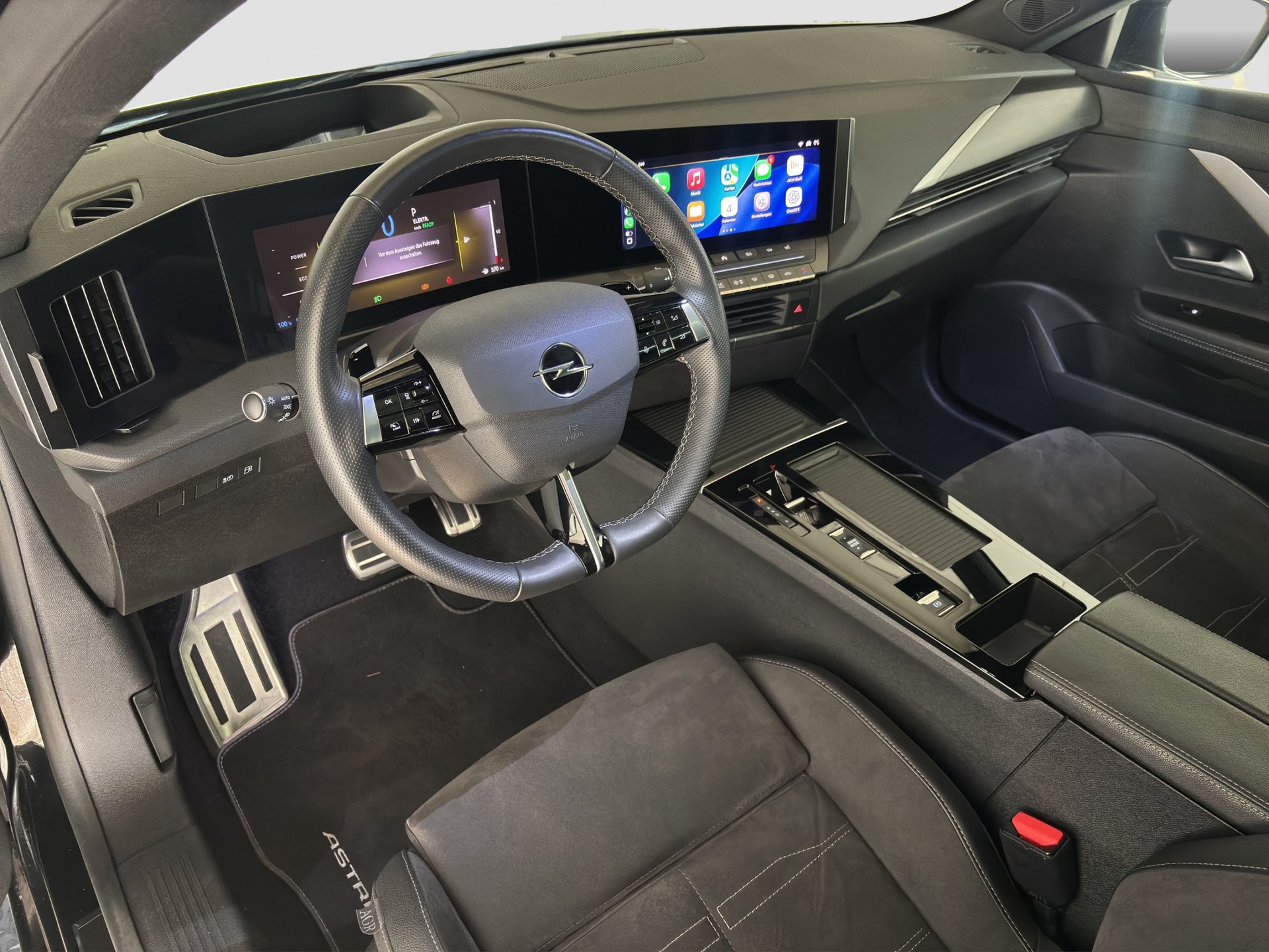 OPEL Astra 1.6 PHEV Turbo Ultimate-image-13