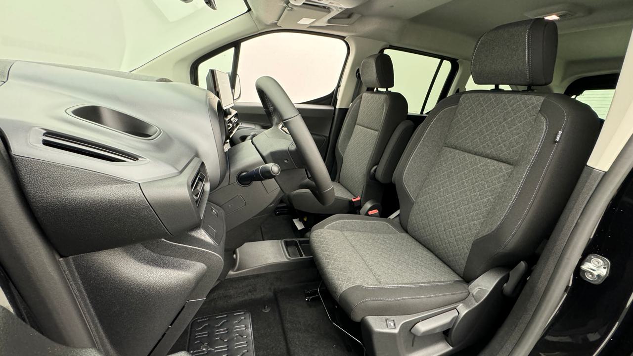 OPEL Combo XL 1.5 GS-image-4
