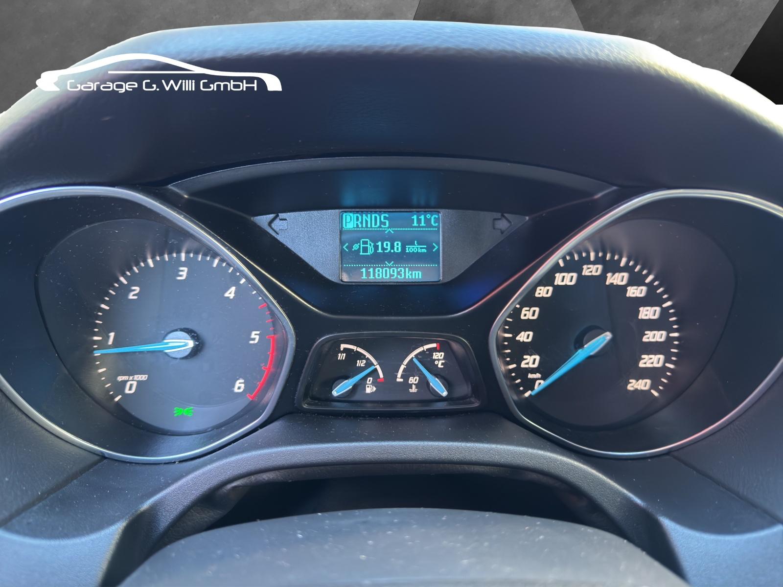 FORD Focus 2.0 TDCi Titanium PowerShift-image-10