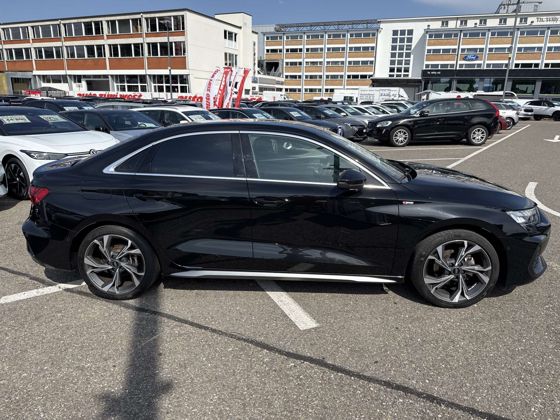 AUDI A3 Limousine 35 TFSi S-Line S-Tronic Automat-image-10