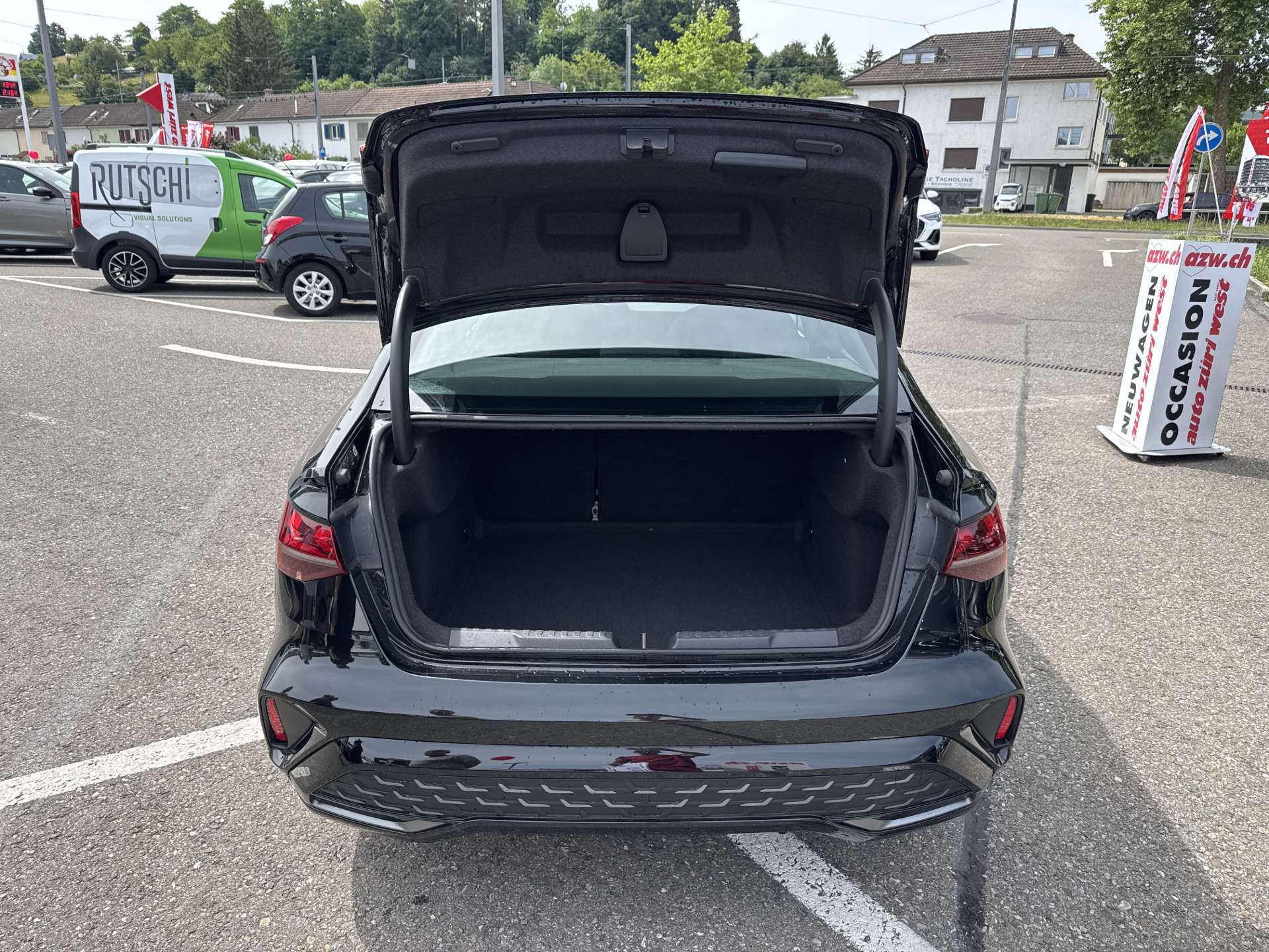 AUDI A3 Limousine 35 TFSi S-Line S-Tronic Automat-image-7