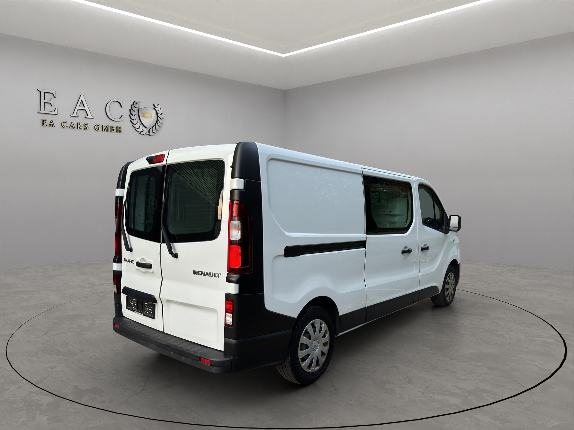 RENAULT Trafic 2.0 Energy dCi 120 3.0t Business L2H1-image-4